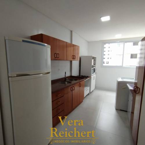 RES. BELLA HELENA - APTO 1 SU�TE + 1 QUARTO