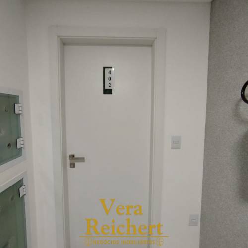 RES. BELLA HELENA - APTO 1 SU�TE + 1 QUARTO