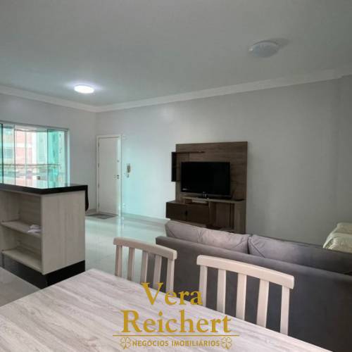 APARTAMENTO 1 SU�TE + 2 QUARTOS - MEIA PRAIA