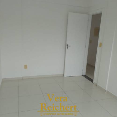 RESIDENCIAL EDUARDO SCHEWINSKI - APTO 3 QUARTOS
