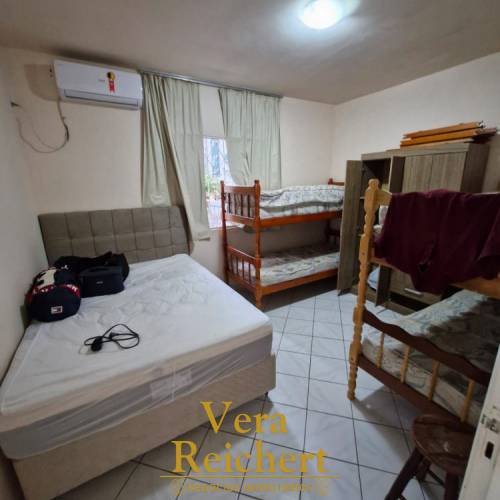 CASA PARA EXCURO QUADRA MAR 