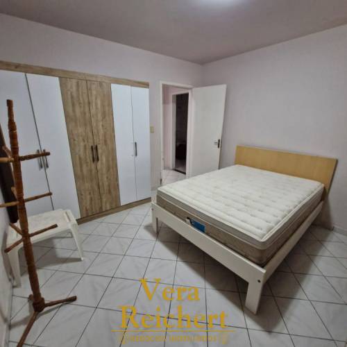 CASA PARA EXCURO QUADRA MAR 