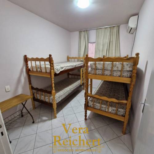 CASA PARA EXCURO QUADRA MAR 