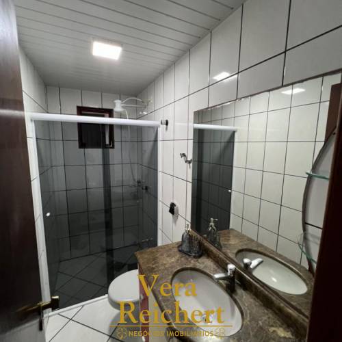 APARTAMENTO FRENTE MAR NO CORAO DA MEIA PRAIA