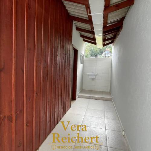 CASA 02 - FUNDOS - ALTO SO BENTO