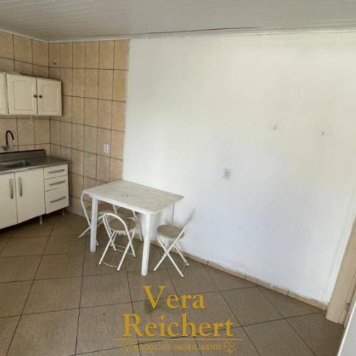RUA 430 - KITNET SEMIMOBILIADA - SEM CAUO