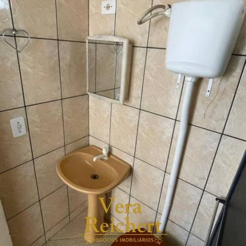 RUA 430 - KITNET SEMIMOBILIADA - SEM CAUO