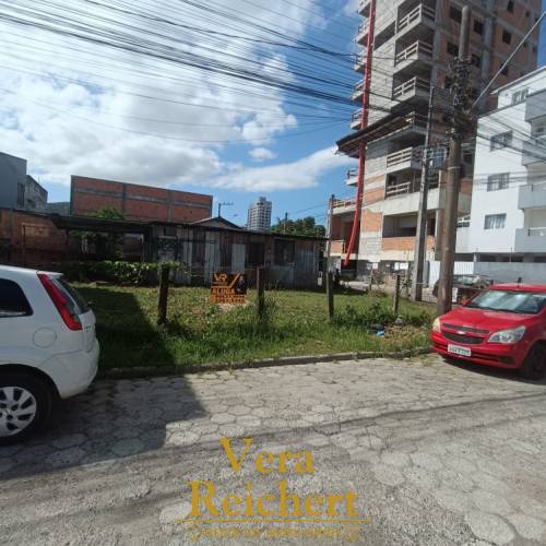 TERRENO LOCA��O ANUAL - RUA 438 C/ RUA 430B