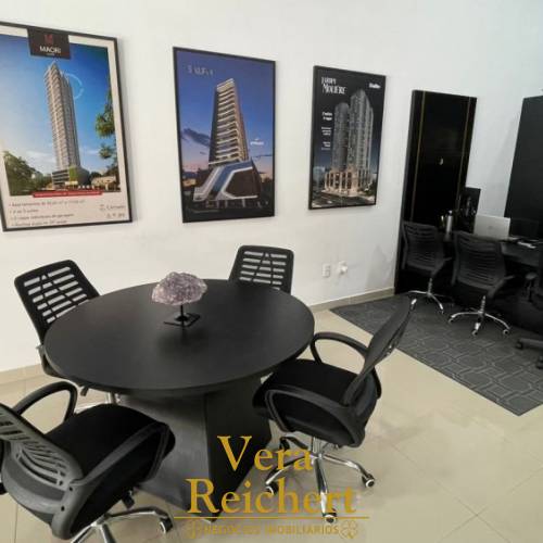 SALA COMERCIAL - RUA 228