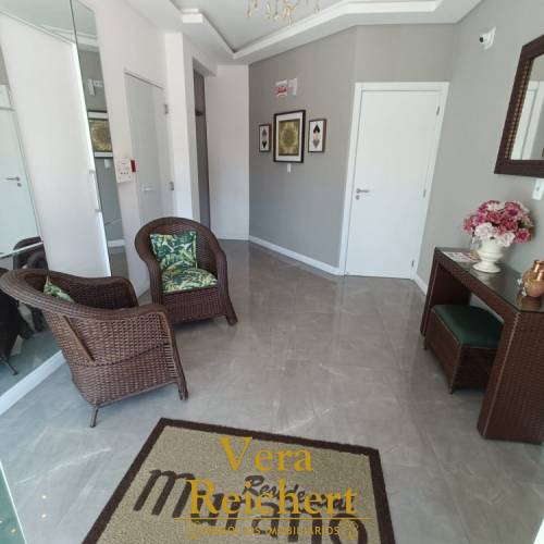 APARTAMENTO 3 SU�TES - MEIA PRAIA