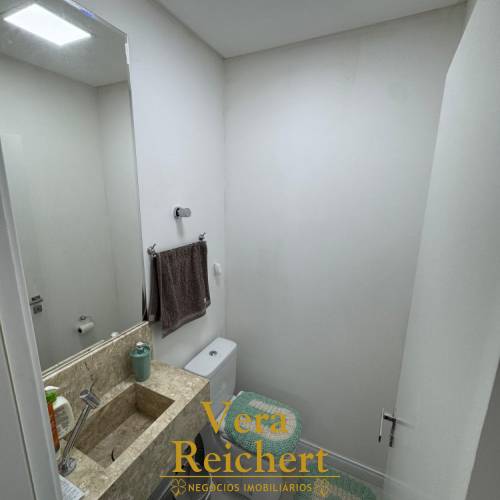 APARTAMENTO 3 SU�TES - MEIA PRAIA