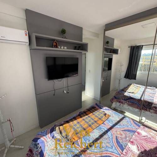 APARTAMENTO 3 SU�TES - MEIA PRAIA