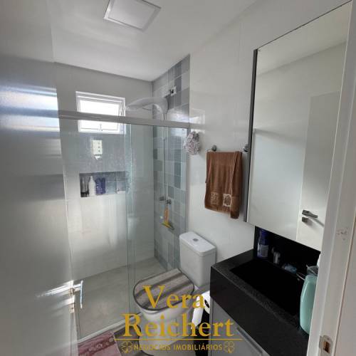 APARTAMENTO 3 SU�TES - MEIA PRAIA