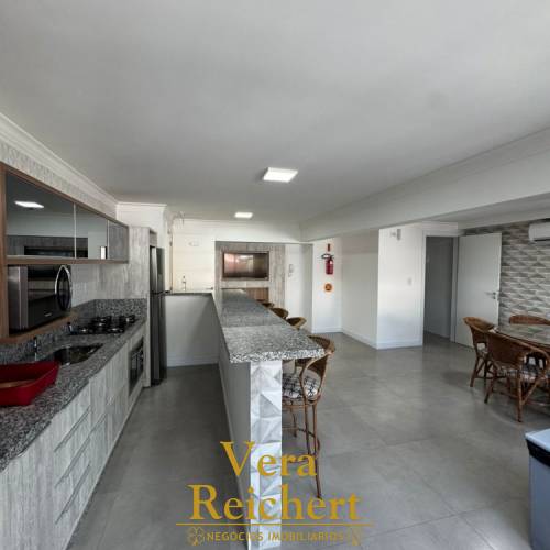 APARTAMENTO 3 SU�TES - MEIA PRAIA