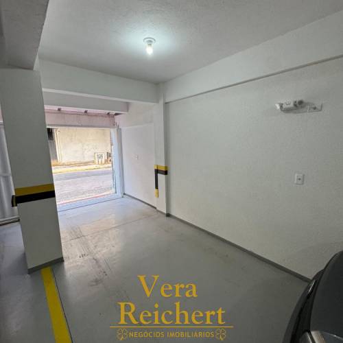 APARTAMENTO 3 SU�TES - MEIA PRAIA