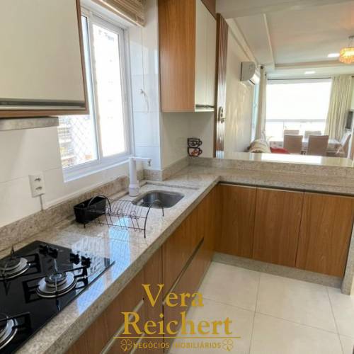 APARTAMENTO 3 SU�TES - MEIA PRAIA