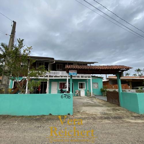 TERRENO COM 7 KITNETS � VENDA - SERT�O DO TROMBUDO