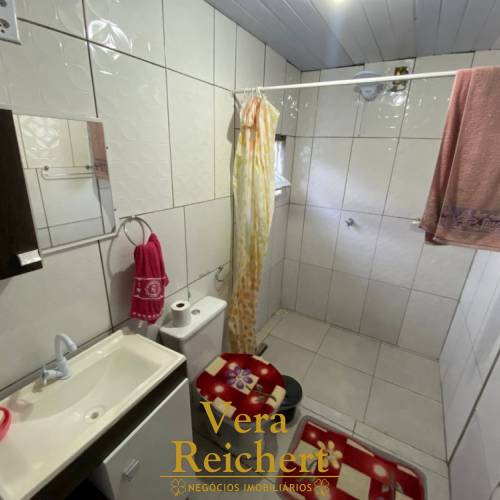 TERRENO COM 7 KITNETS � VENDA - SERT�O DO TROMBUDO