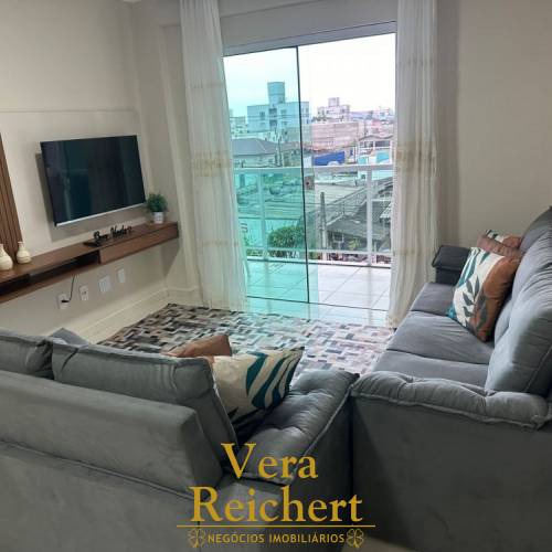 RESID�NCIAL  430 EDUARDO SCHEWINSK  APTO 203 