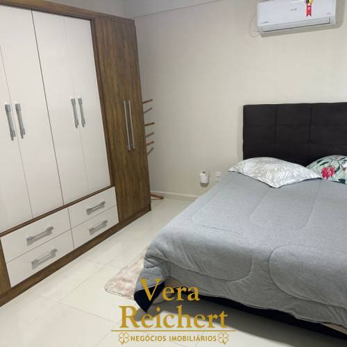 RESID�NCIAL  430 EDUARDO SCHEWINSK  APTO 203 