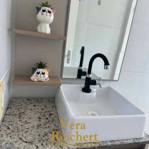 RESID�NCIAL  430 EDUARDO SCHEWINSK  APTO 203 