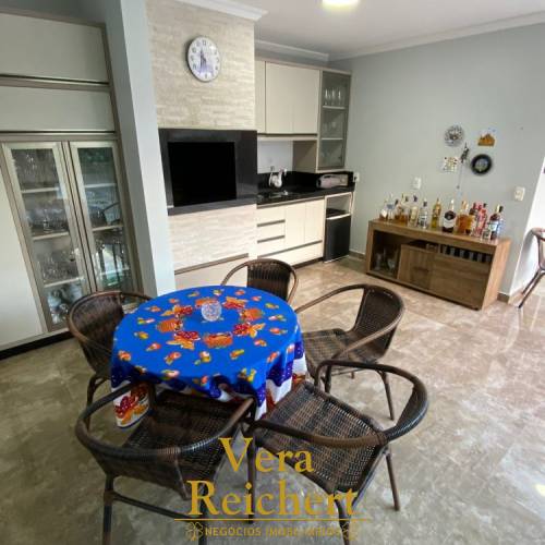 SU�TE SEMIMOBILIADA - LOCA��O DE INVERNO