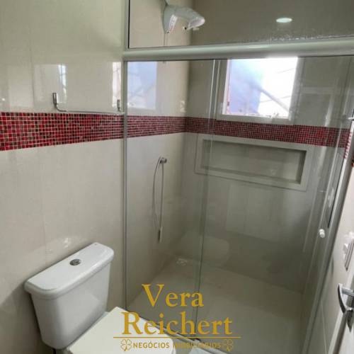 SU�TE SEMIMOBILIADA - LOCA��O DE INVERNO