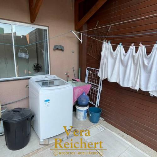 QUARTO SEMIMOBILIADA - LOCA��O DE INVERNO