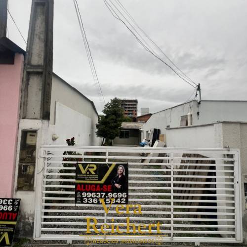CASA DE 2 QUARTOS NO MORRETES