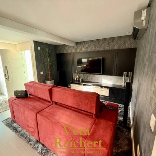 APTO 1 SU�TE + 1 QUARTO - MOBILIADO - B. CAMBORI�