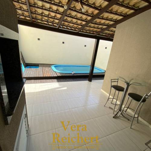 COMERCIAL / RESIDENCIAL - CASA 3 QUARTOS