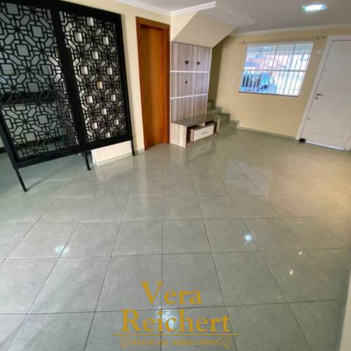 COMERCIAL / RESIDENCIAL - CASA 3 QUARTOS