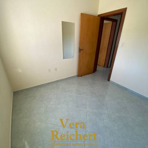COMERCIAL / RESIDENCIAL - CASA 3 QUARTOS