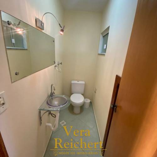COMERCIAL / RESIDENCIAL - CASA 3 QUARTOS