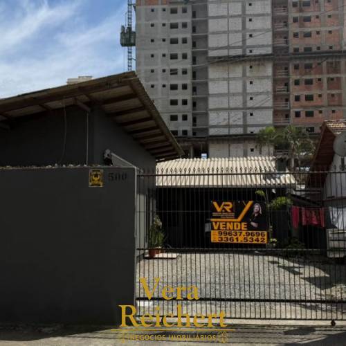 CASA + 2 KITNETS | 3 UNIDADES | EXCELENTE OPORTUNI