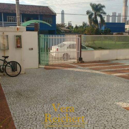 RESIDENCIAL FARAH