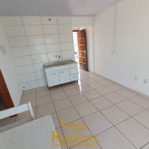 408 LOCA��O ANUAL APARTAMENTO DOIS QUARTOS MORRETE