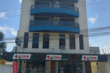 DISP. 10/04 - APTO 2 QUARTOS CENTRO A 100 M MAR