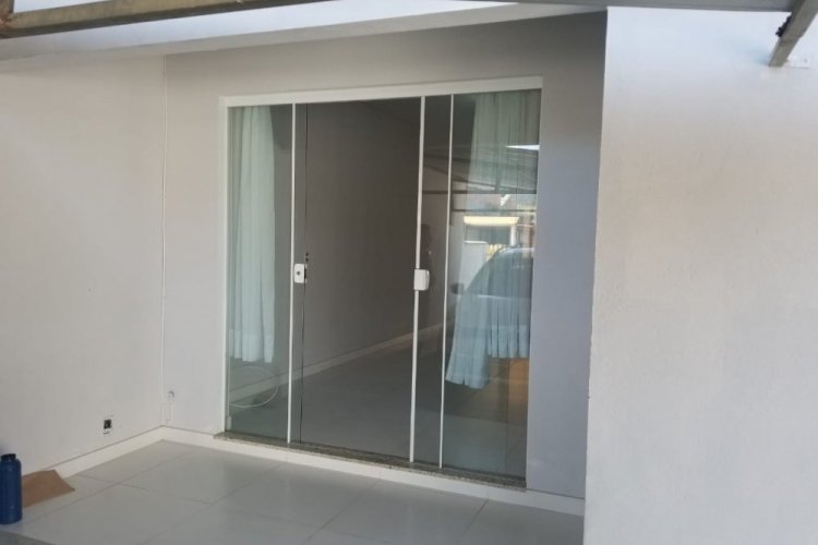 CASA 01 - RUA 438 - CASA 2 QUARTOS