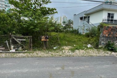 TERRENO ANUAL NO CENTRO - SEM CAUO.
