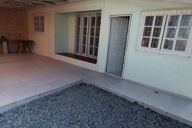 RUA 442, N� 1608 - CASA 02 - 2 QUARTOS MOBILIADA