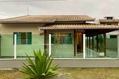 CASA 2 DORM. 2 VAGAS GAR. MORRETES ITAPEMA