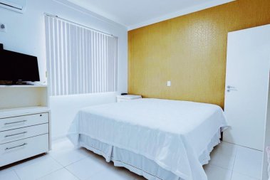 Apartamento com área externa á 150m do mar