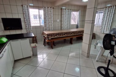CASA PARA EXCURO QUADRA MAR 