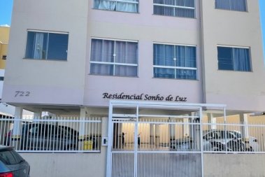 APARTAMENTO 2 QUARTOS - Rua 422, 722 - MORRETES