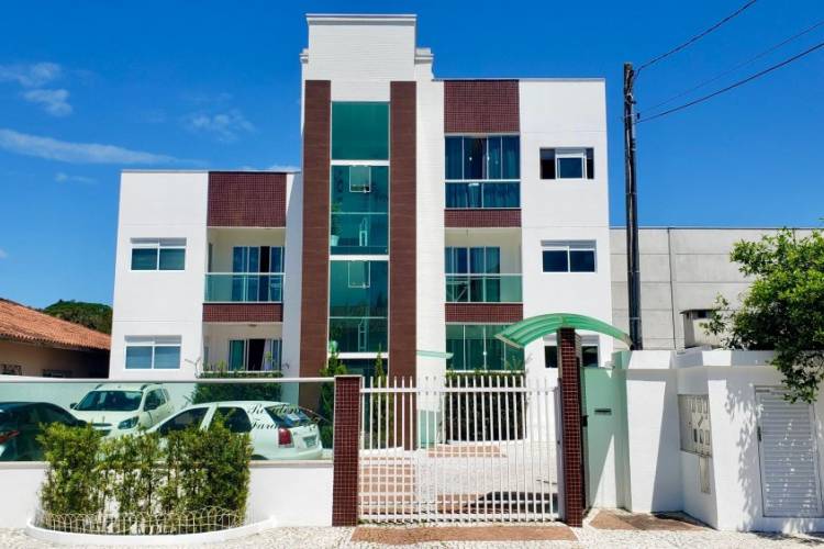 APTO 1 SU�TE + 1 QUARTO - MOBILIADO - B. CAMBORI�