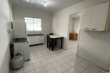 KITNET 01 - RUA 428 N. 1213